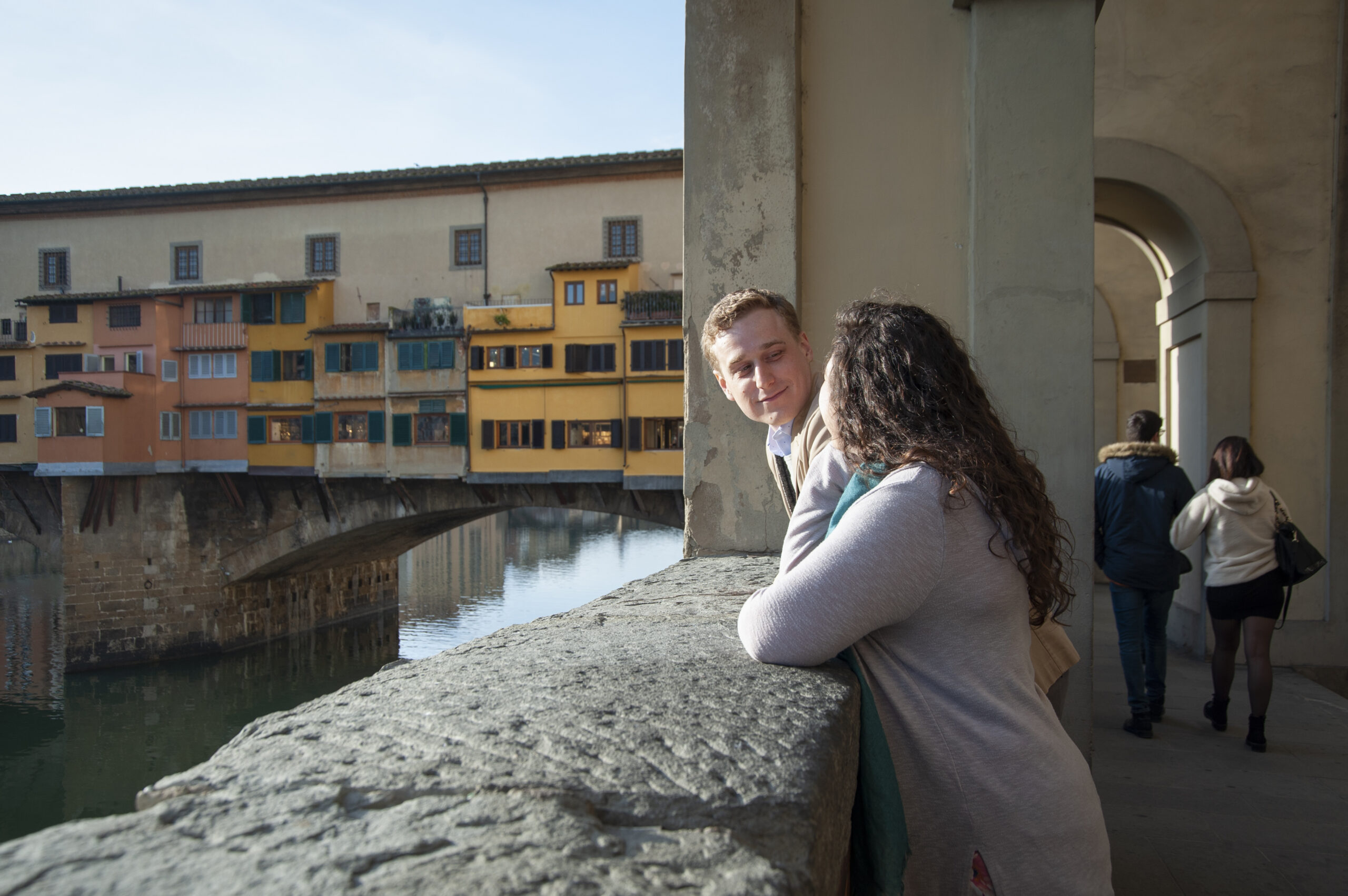 happy couple at the Ponte Vecchio bridge in Florence