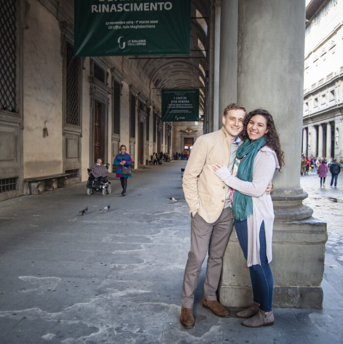 happy couple at the Uffizi in Florence on their honeymoon in Italy